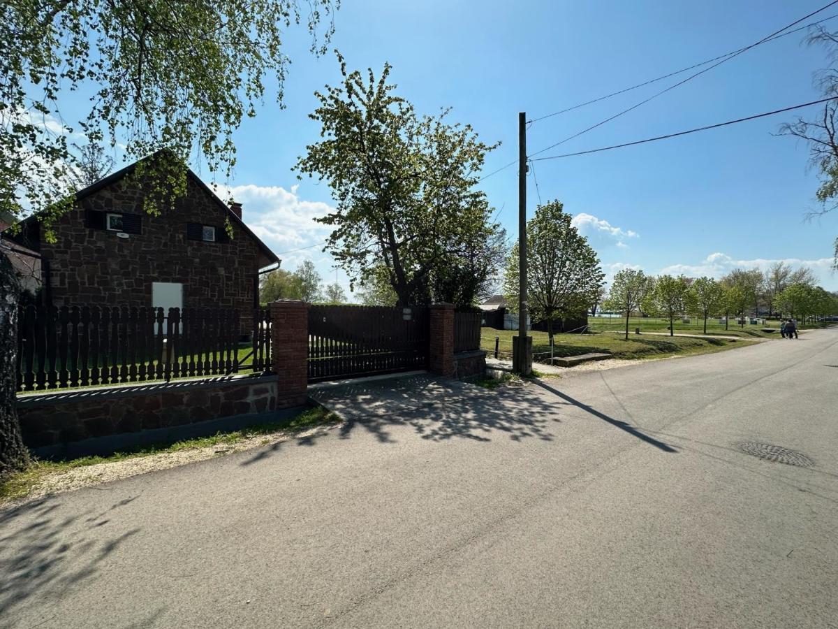Hangulatos Balaton Parti Nyaralo Revfulop Ngoại thất bức ảnh